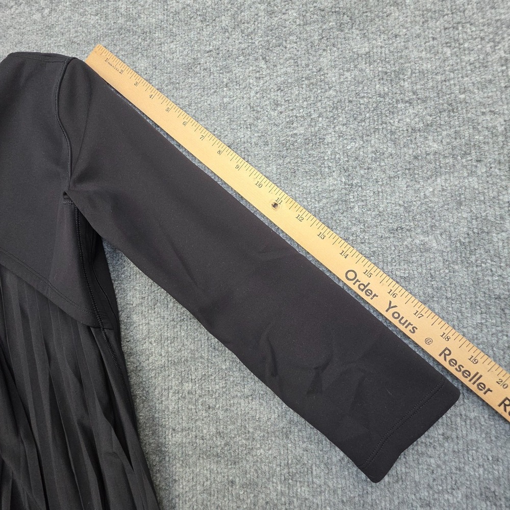 Lululemon Womens Top Size 6 Black Pleat On Long Sleeve Pleated - Picture 8 of 9